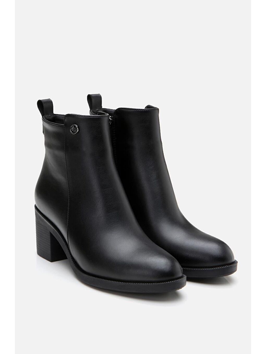 Siyah Kadın Fermuarlı Topuklu Bot-1