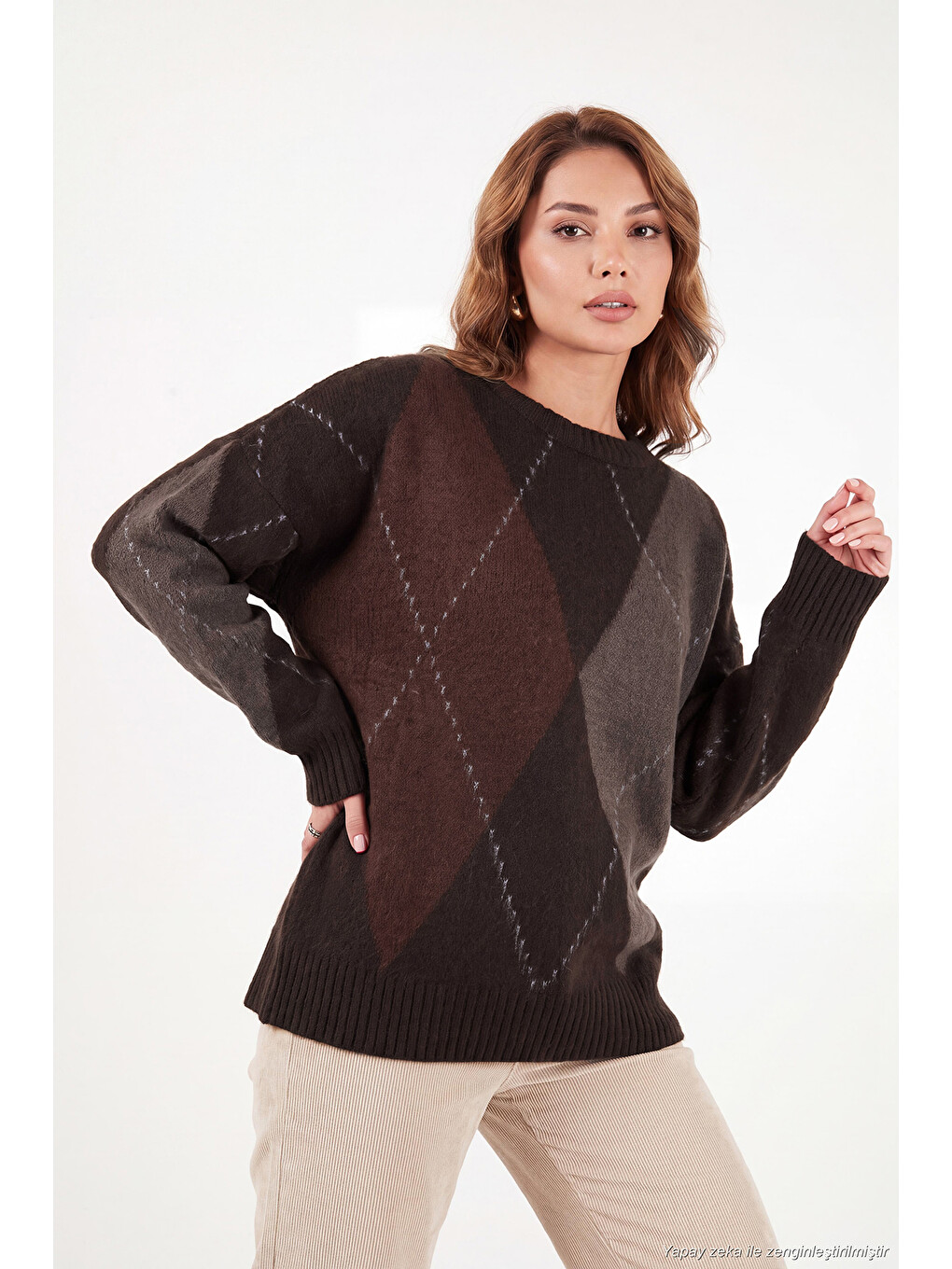 Kahverengi Oversize Fit Bisiklet Yaka Baklava Desenli Kadın Kazak 4615578-3