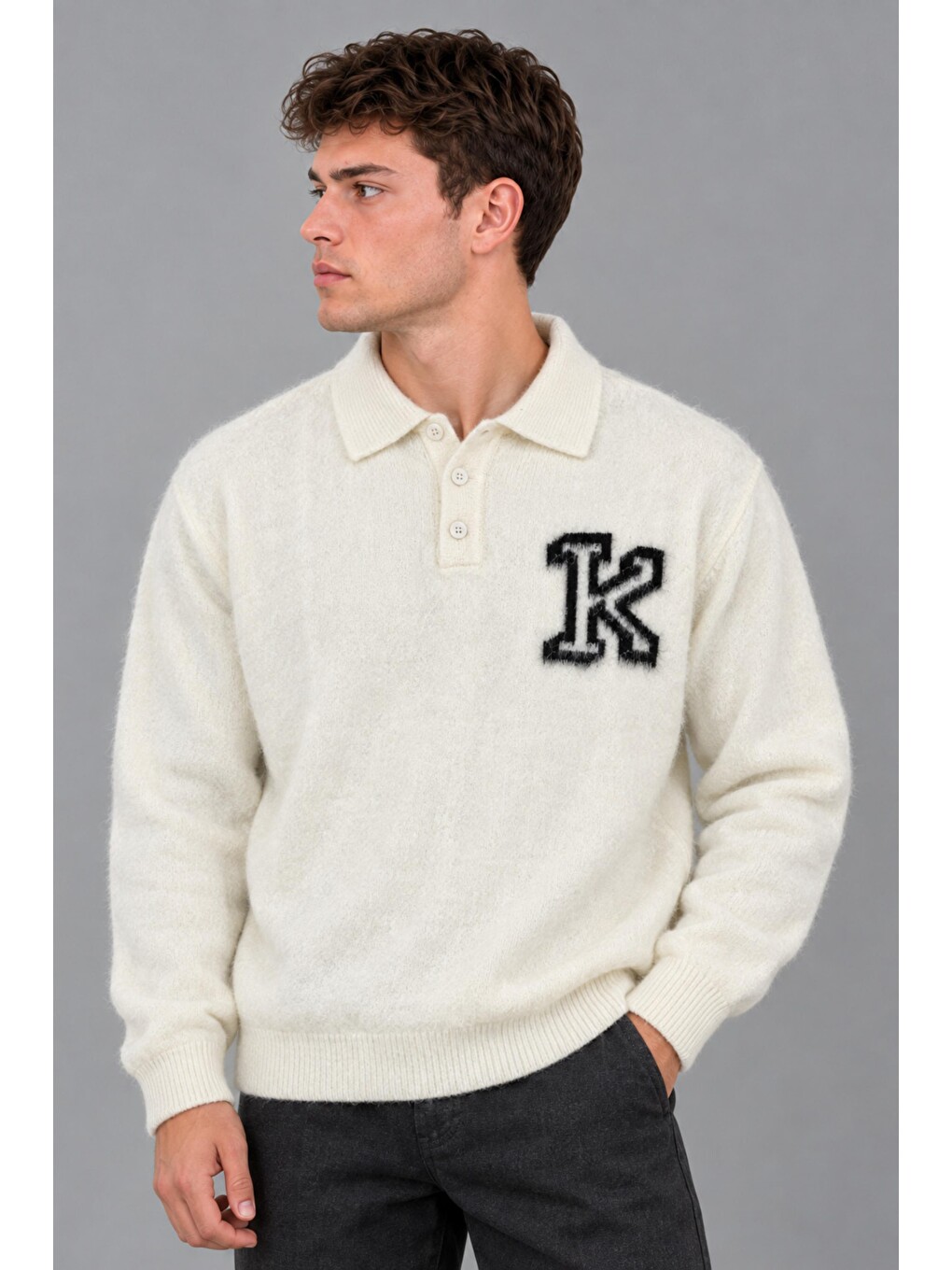 Beyaz Baskılı Düğmeli Oversize Kışlık Kazak Dp 16622_10068-1