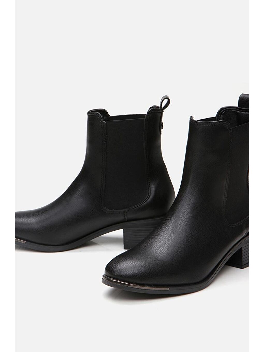 Siyah Kadın Topuklu Bot-3