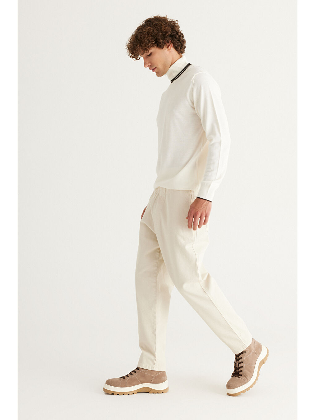 Erkek Ekru Slim Fit Dar Kesim Beli Bağlamalı %100 Pamuk Pantolon-4