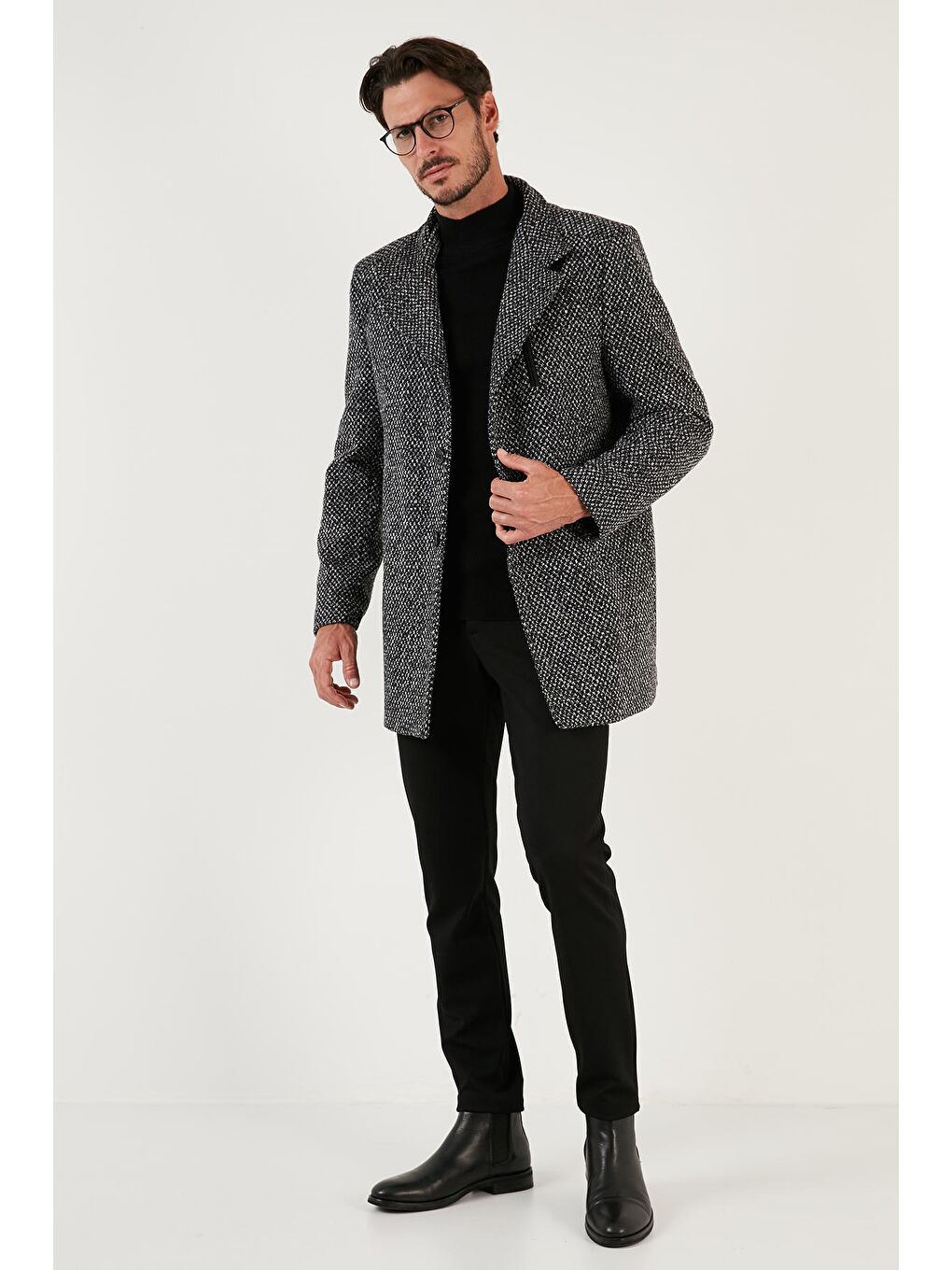 Buratti Siyah-Renklidesenli Düğmeli Kırçıllı Slim Fit Erkek Kaşe Kaban 5840099N