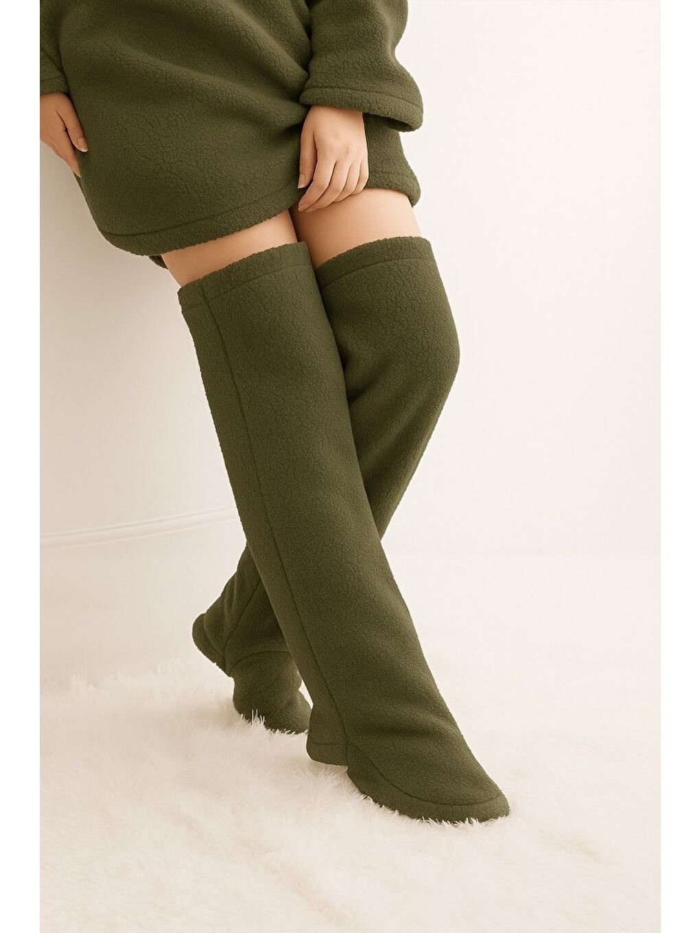 Haki Wellsoft Pelüş Diz Üstü Ev Çorabı Uzun Çorap