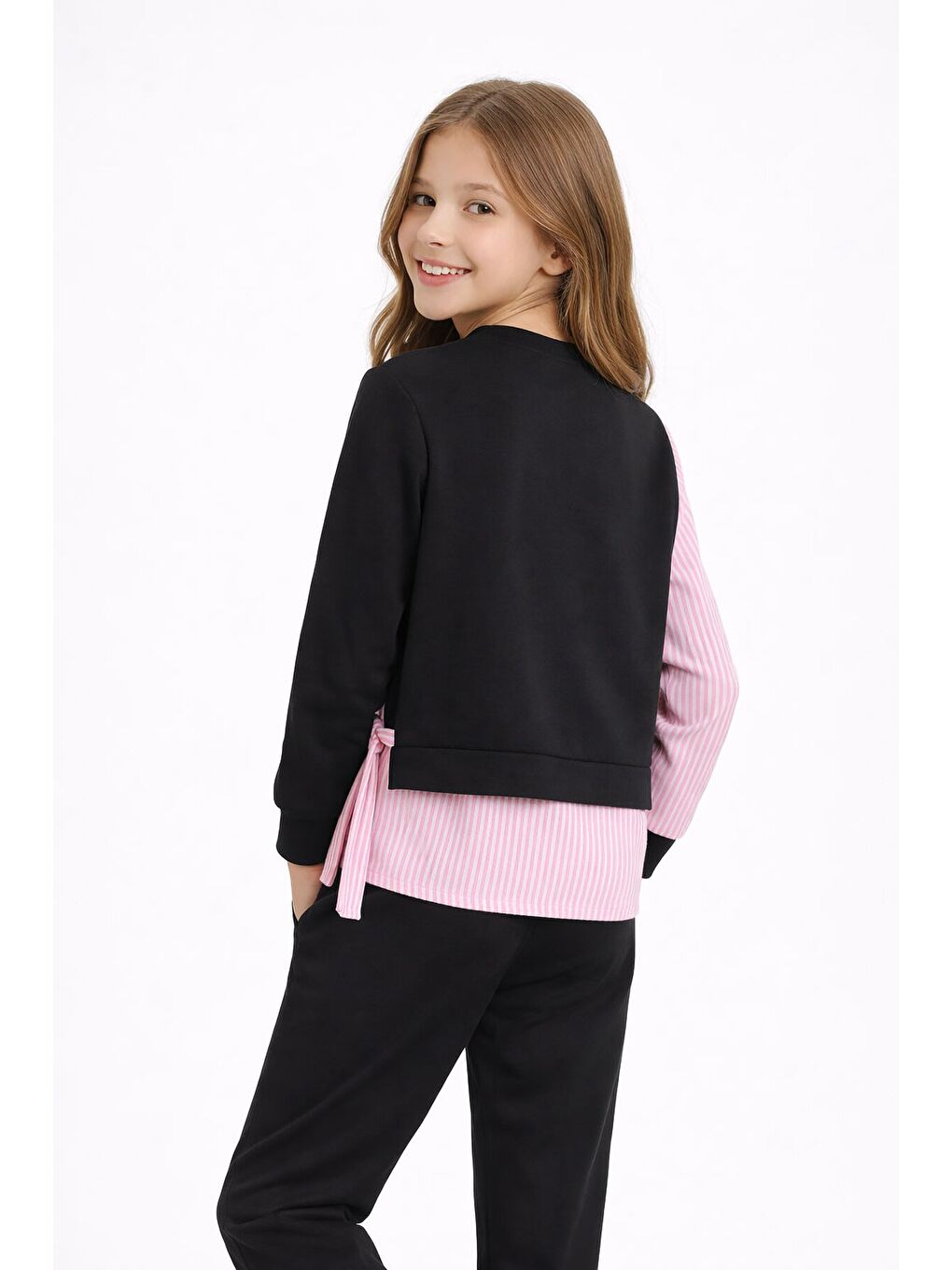 Siyah Çizgi Desenli Taş Detaylı Bluzlu Kız Çocuk Kuşaklı Pantolonlu 2li Takım 23746-4