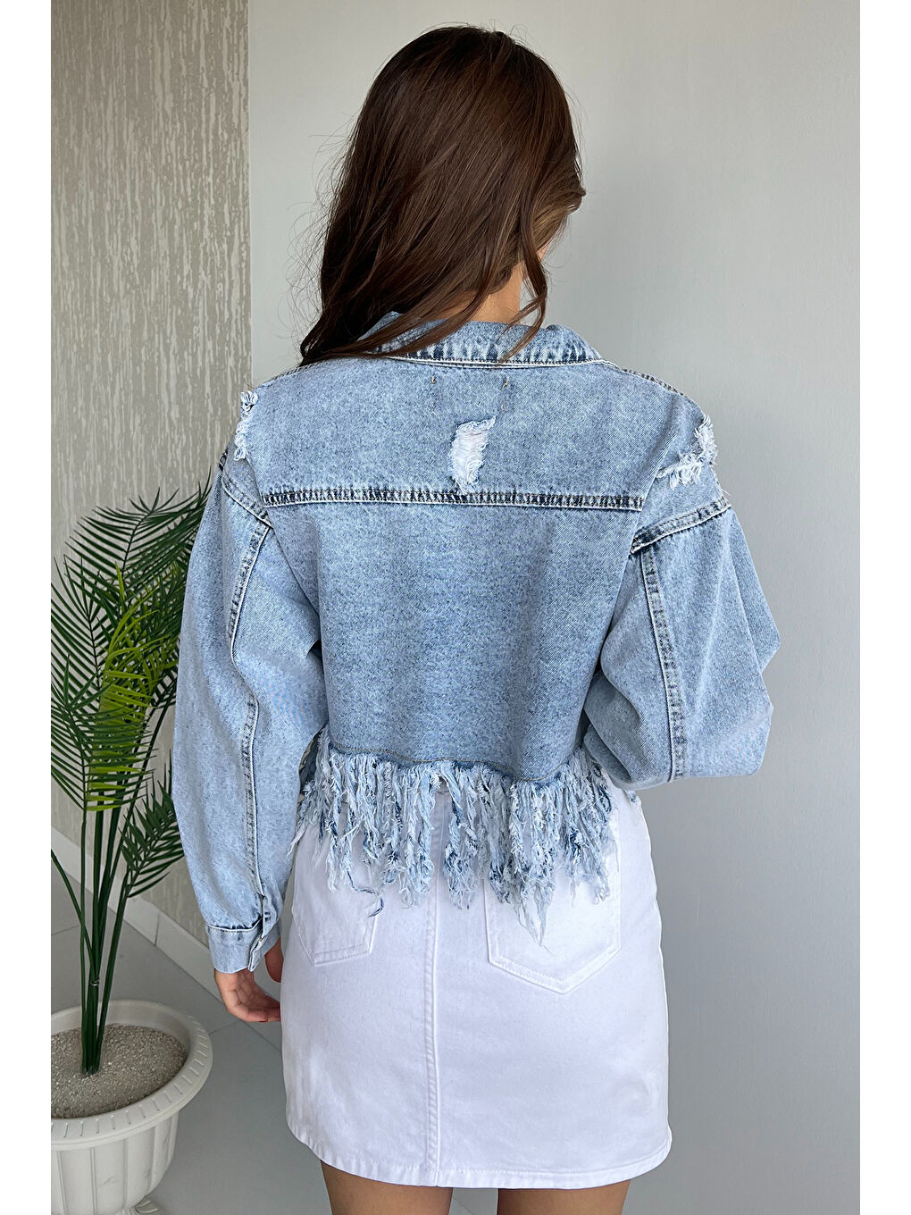 GÜLSELİ Bebek Mavisi Kadın Püskül Detaylı Crop Top Jean  Ceket - 2