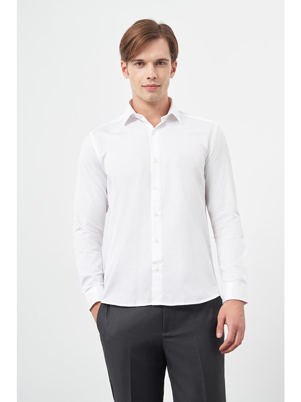 Beyaz Uzun Kol Düz Gabardin Sert Yaka Cepsiz Pamuklu Classic Slim Fit Gömlek 1004245203
