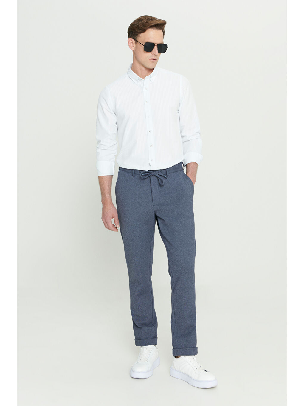 Erkek Lacivert Slim Fit Dar Kesim Beli Bağlamalı Esnek Pantolon-1