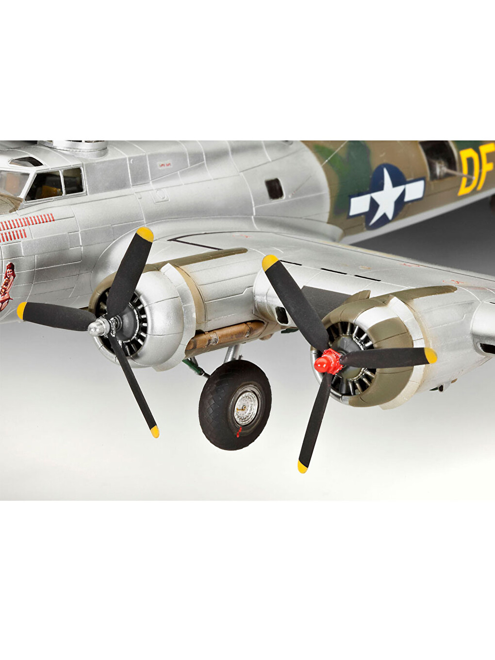 Maket Seti 1:72 B-17g Flying Fortress 4283-2
