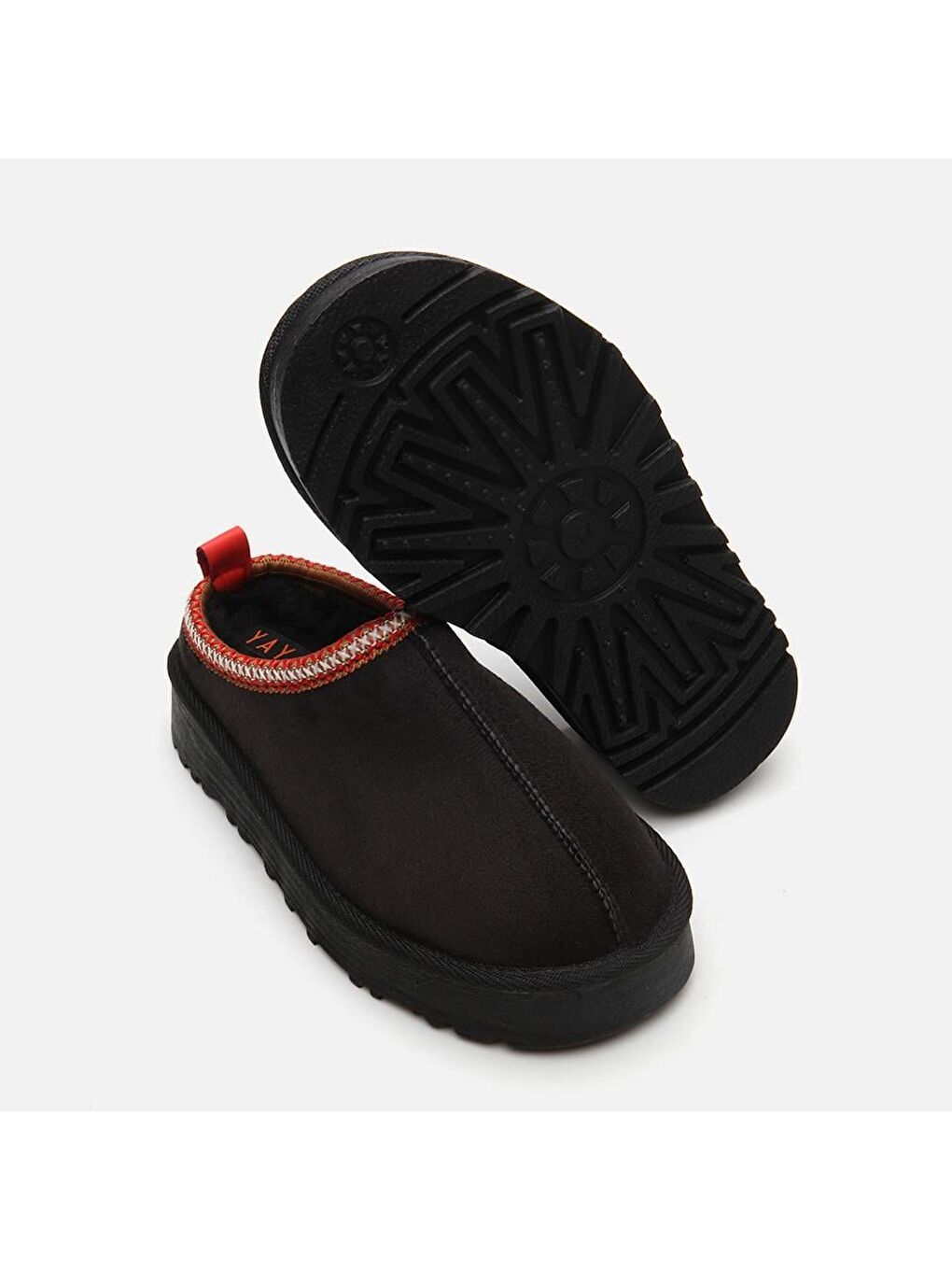 Siyah Kadın Terlik-1