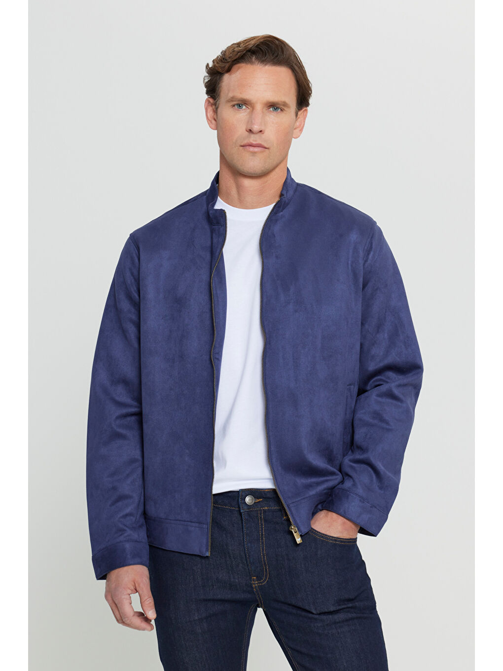 Erkek Lacivert Standart Fit Normal Kesim Dik Yaka Yağlı Görünümlü Mont-2