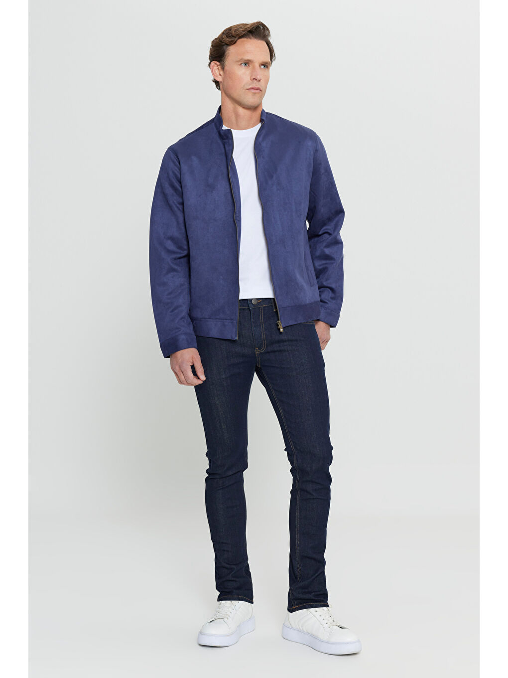 Erkek Lacivert Standart Fit Normal Kesim Dik Yaka Yağlı Görünümlü Mont-3