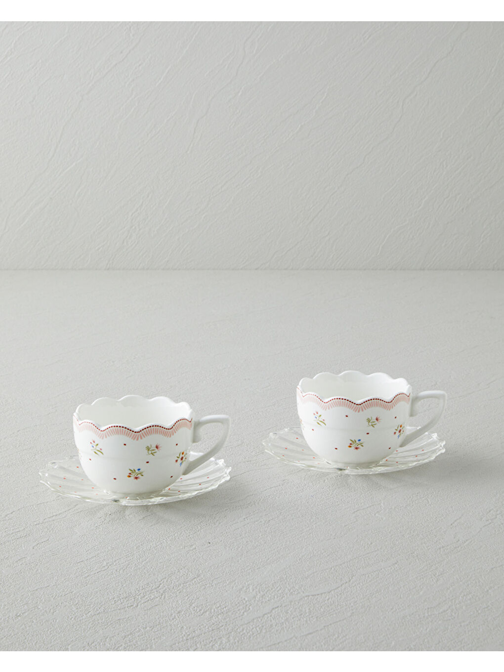 Daisy Days New Bone China 4 Parça 2 Kişilik Cam Tabaklı Kahve Fincan Takımı 80 ml Pembe - Yeşil