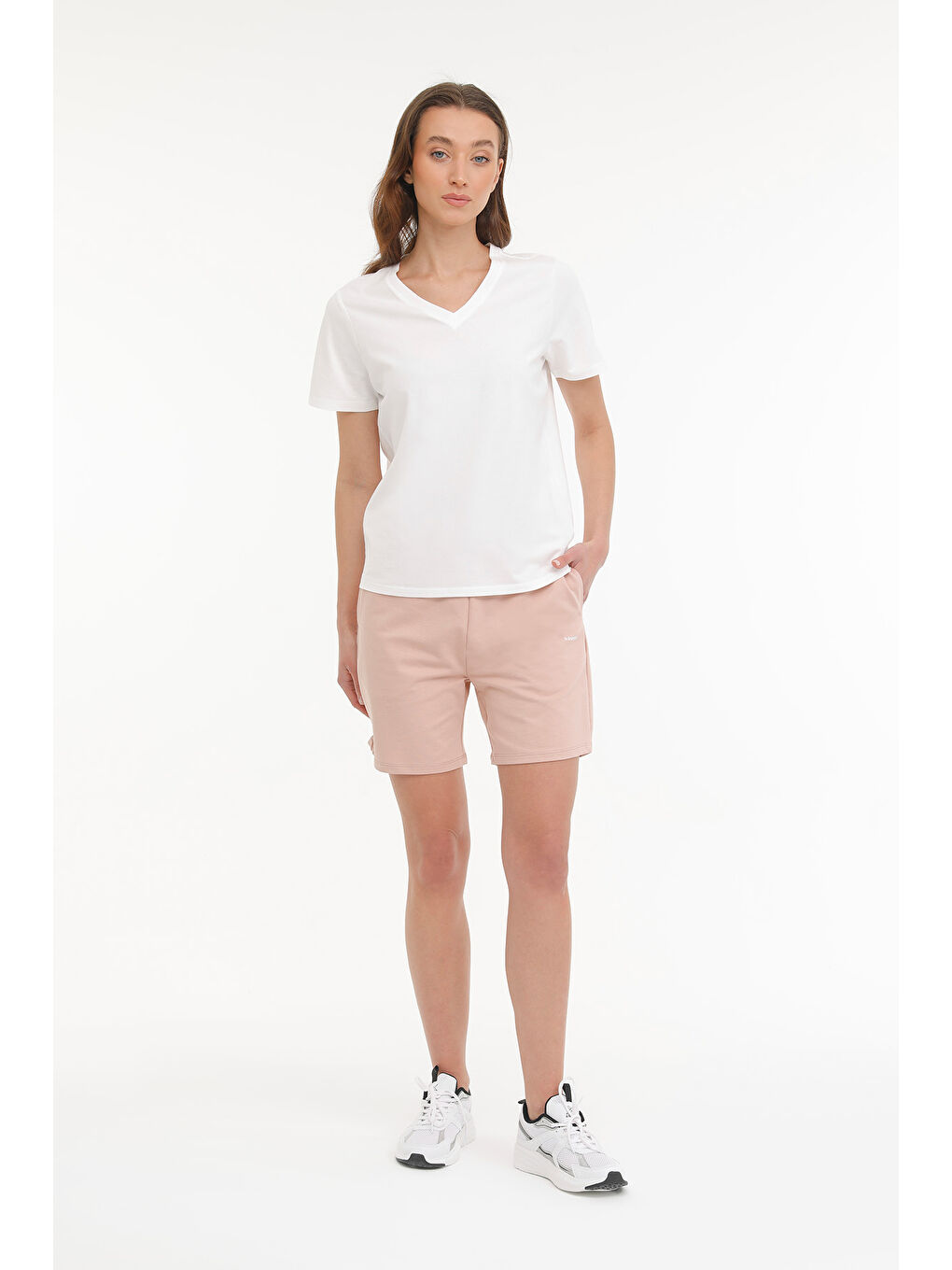 WB V NECK 11SN227 4FX Beyaz Kadın Kısa Kol Tişört-2