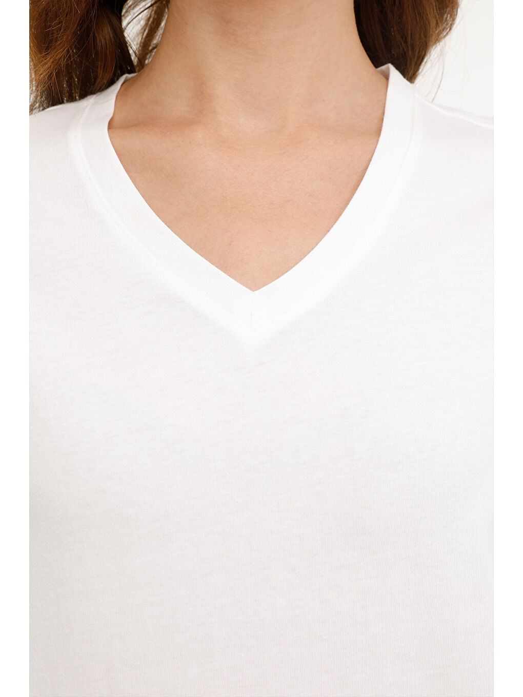 WB V NECK 11SN227 4FX Beyaz Kadın Kısa Kol Tişört-3