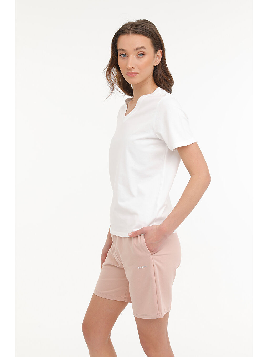 WB V NECK 11SN227 4FX Beyaz Kadın Kısa Kol Tişört-4