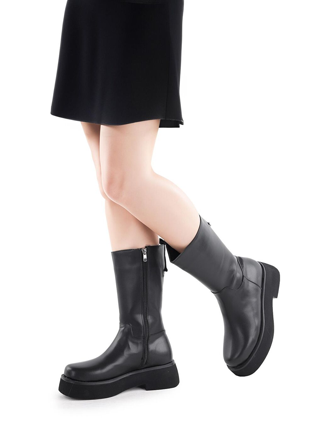 Siyah Cilt Fermuarlı Kadın Çizme-1