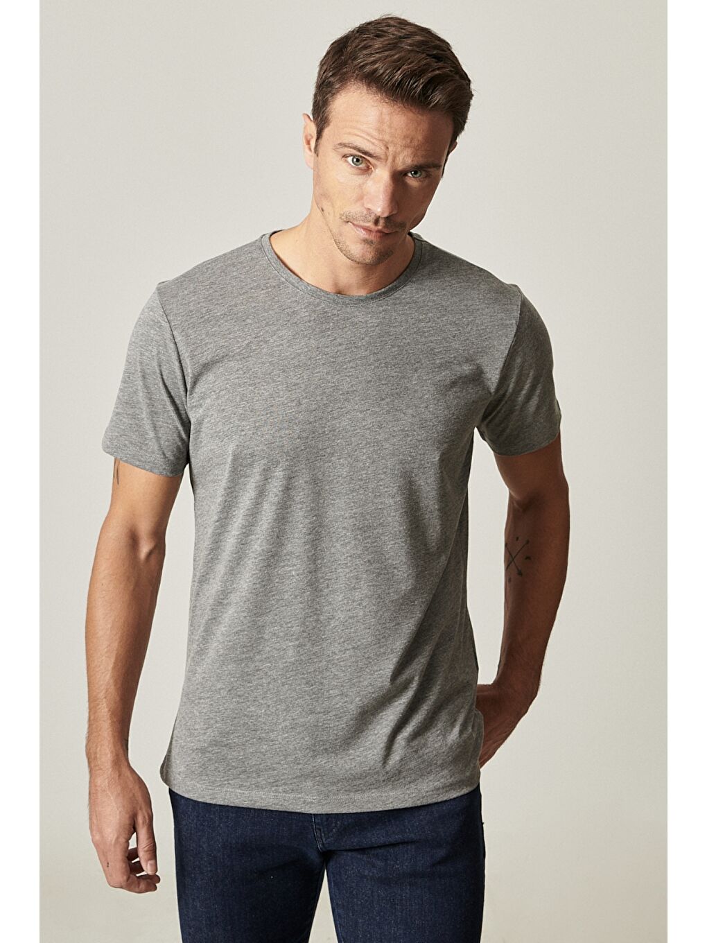 Erkek Siyah-Haki-Gri Melanj Slim Fit Bisiklet Yaka 3'lü Düz Tişört Paketi-8