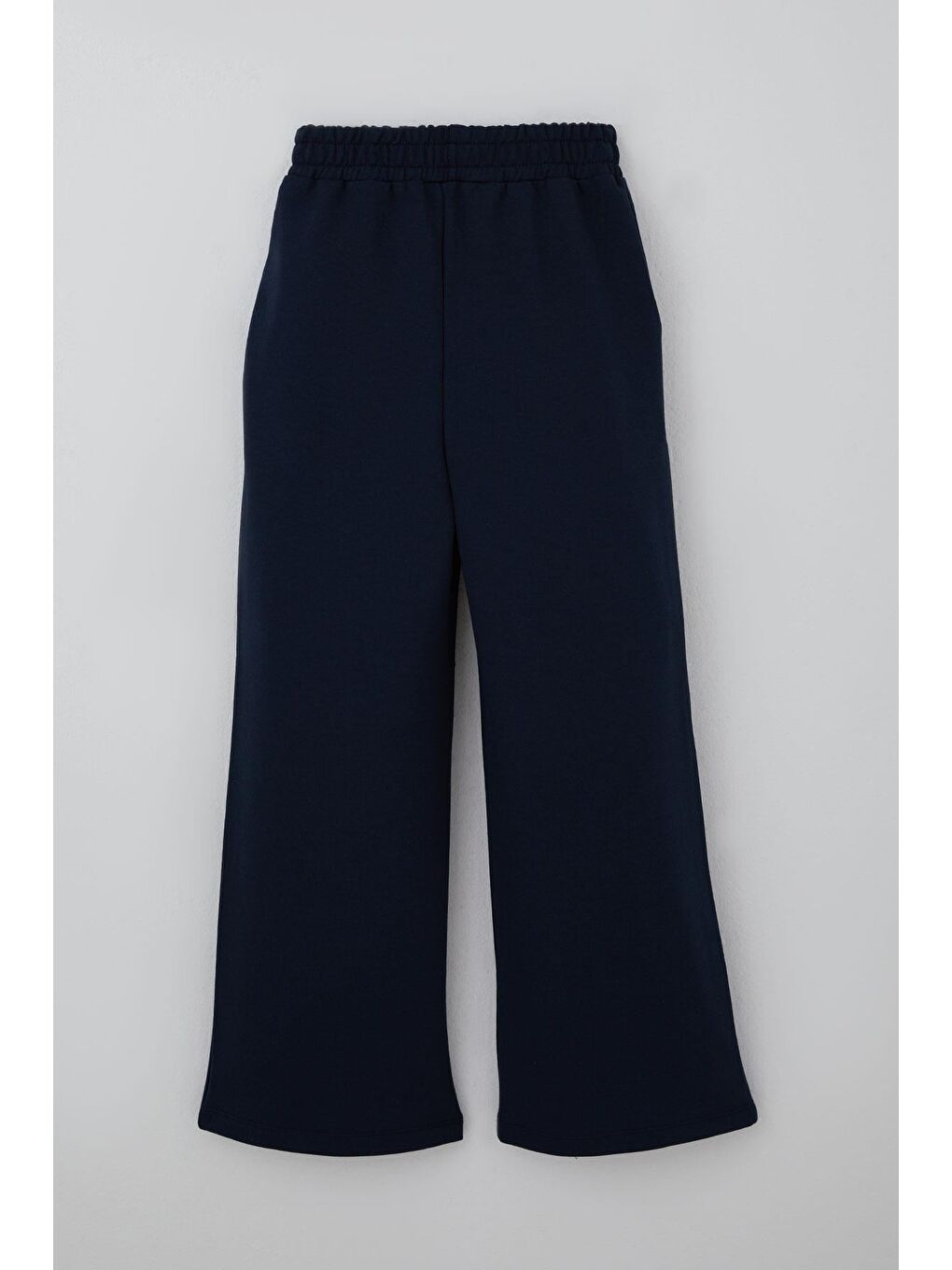 Kız Çocuk Pantolonlu Takım Arma Detaylı Pantolonu Fiyonk Aksesuarlı Lacivert (6-12 Yaş)-4