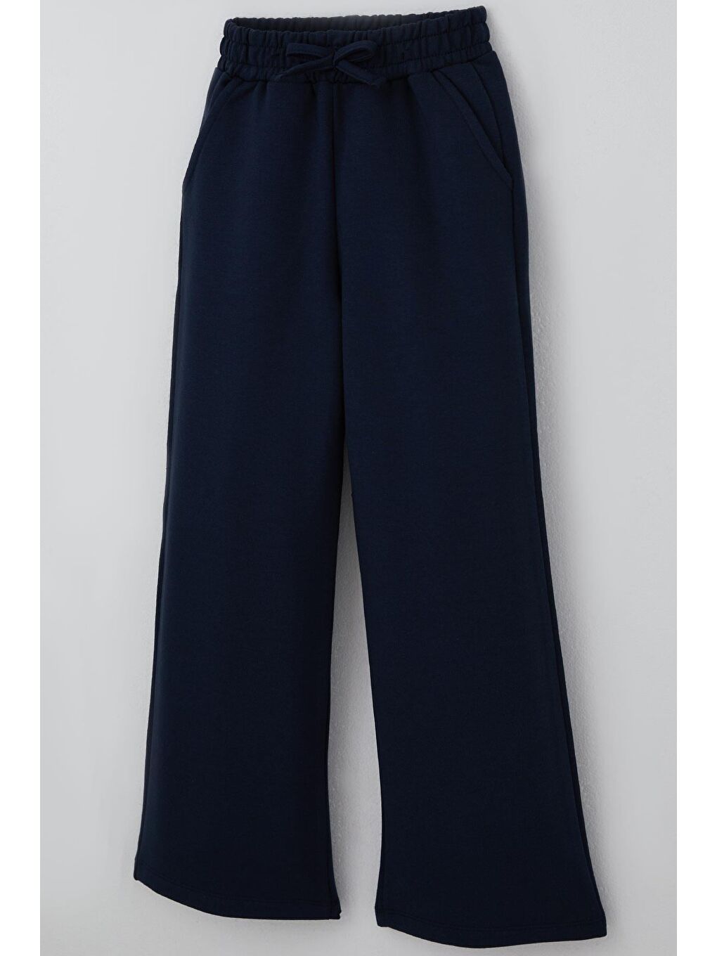 Kız Çocuk Pantolonlu Takım Arma Detaylı Pantolonu Fiyonk Aksesuarlı Lacivert (6-12 Yaş)-6