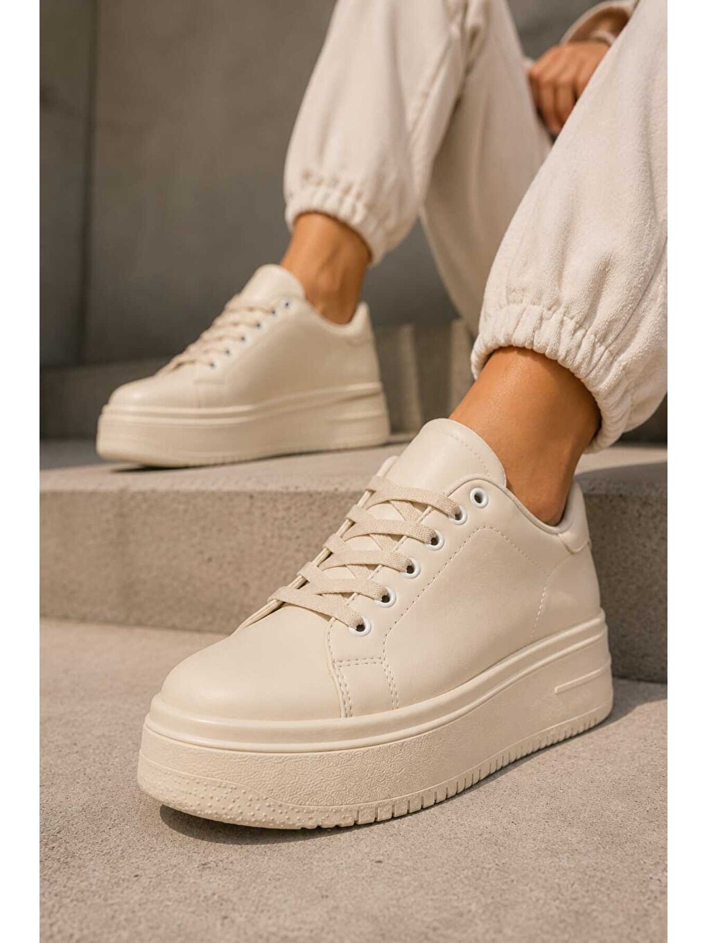 Ekru Kadın 5 Cm Topuklu, Kalın Platform Tabanlı, Bağcıklı Sneaker-4