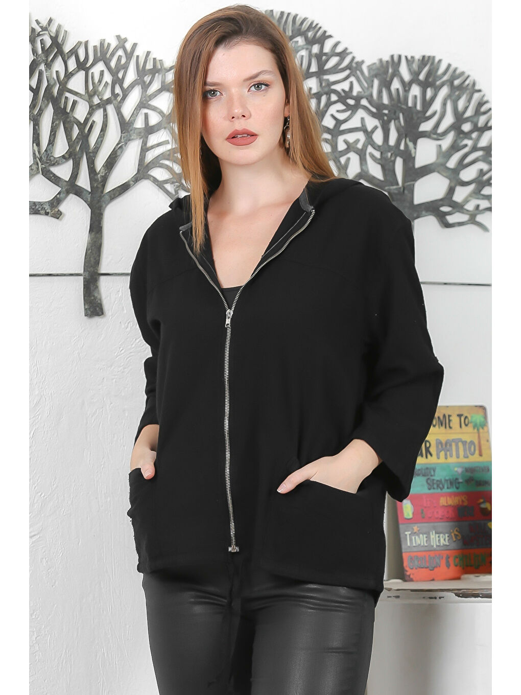 Siyah Kapüşonlu Düğmeli Uzun Kollu Fermuarlı Çift Cepli Yıkamalı Casual Dokuma Kapüşonlu Ceket-1