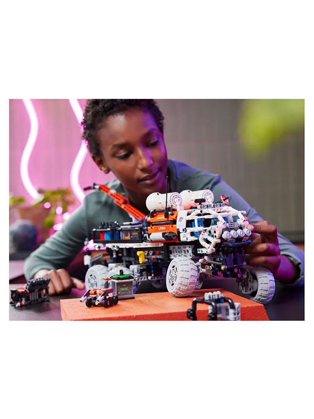 Lego Technic Mars Ekibi Keşif Aracı 42180 - 7