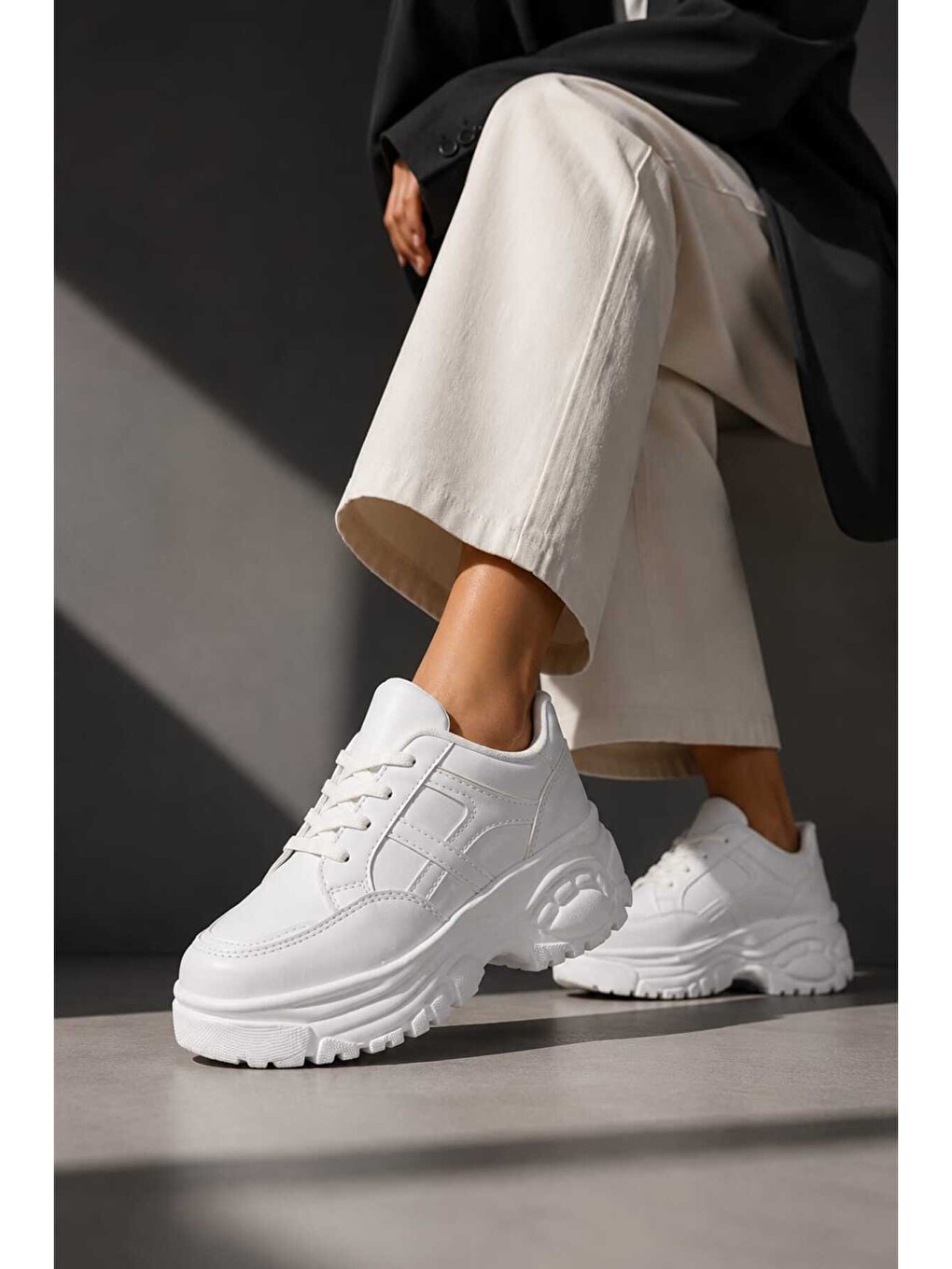 Beyaz Kadın Günlük Kullanım, 6 Cm Yükseltilmiş Tabanlı, Bağcıklı, Spor Sneakers-4