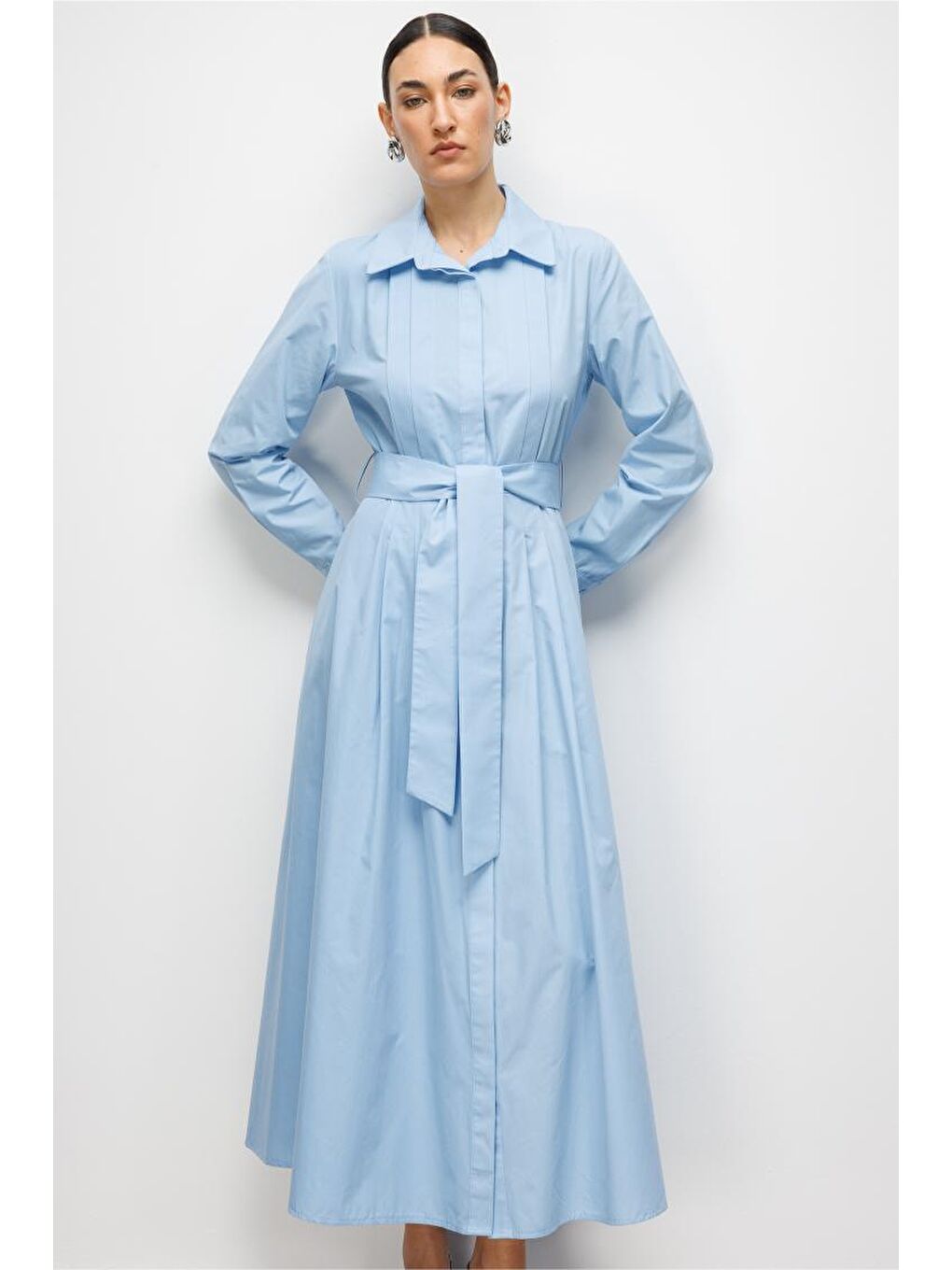 Premium Saf Pamuk Açık Mavi Piliseli Uzun Elbise