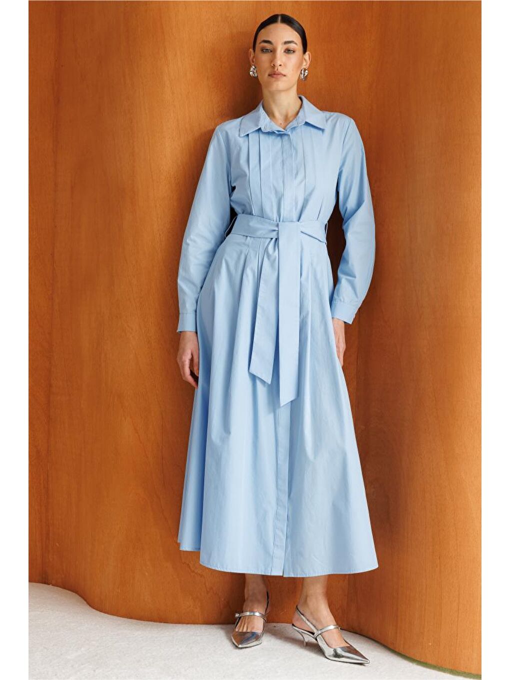 Premium Saf Pamuk Açık Mavi Piliseli Uzun Elbise-1