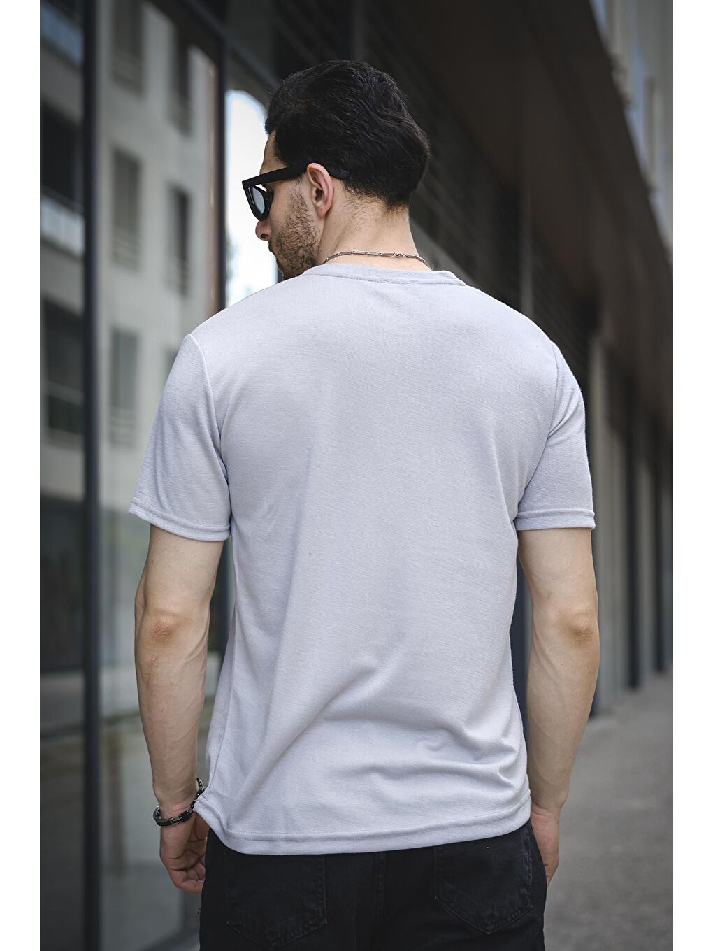 Gri Kapaklı  jean Cepli Erkek Tişört-2
