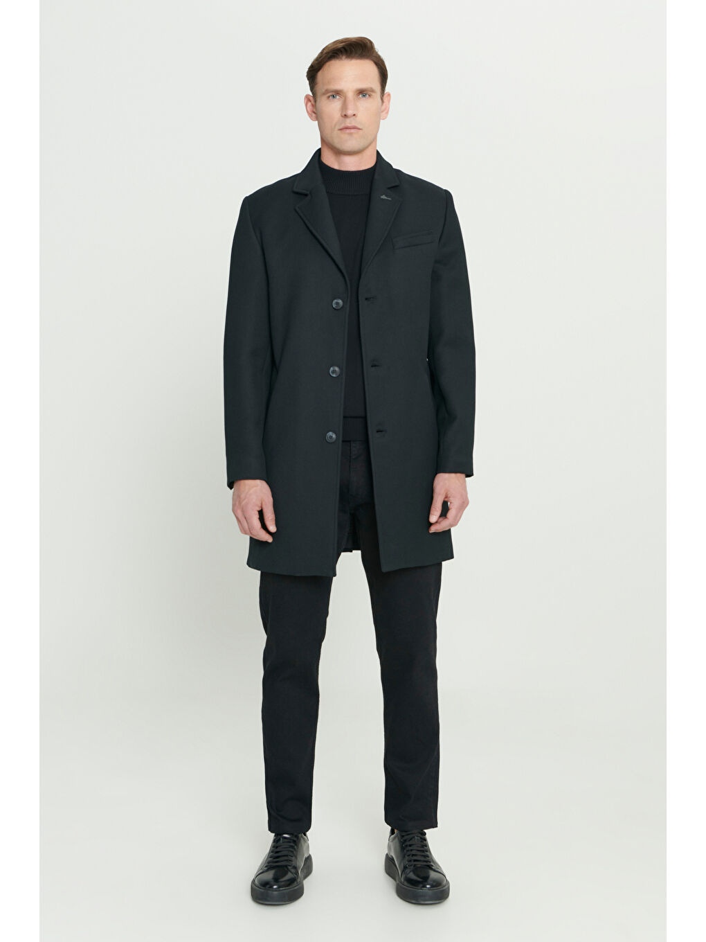 Erkek Siyah Standart Fit Normal Kesim Mono Yaka Desenli Kaban-3