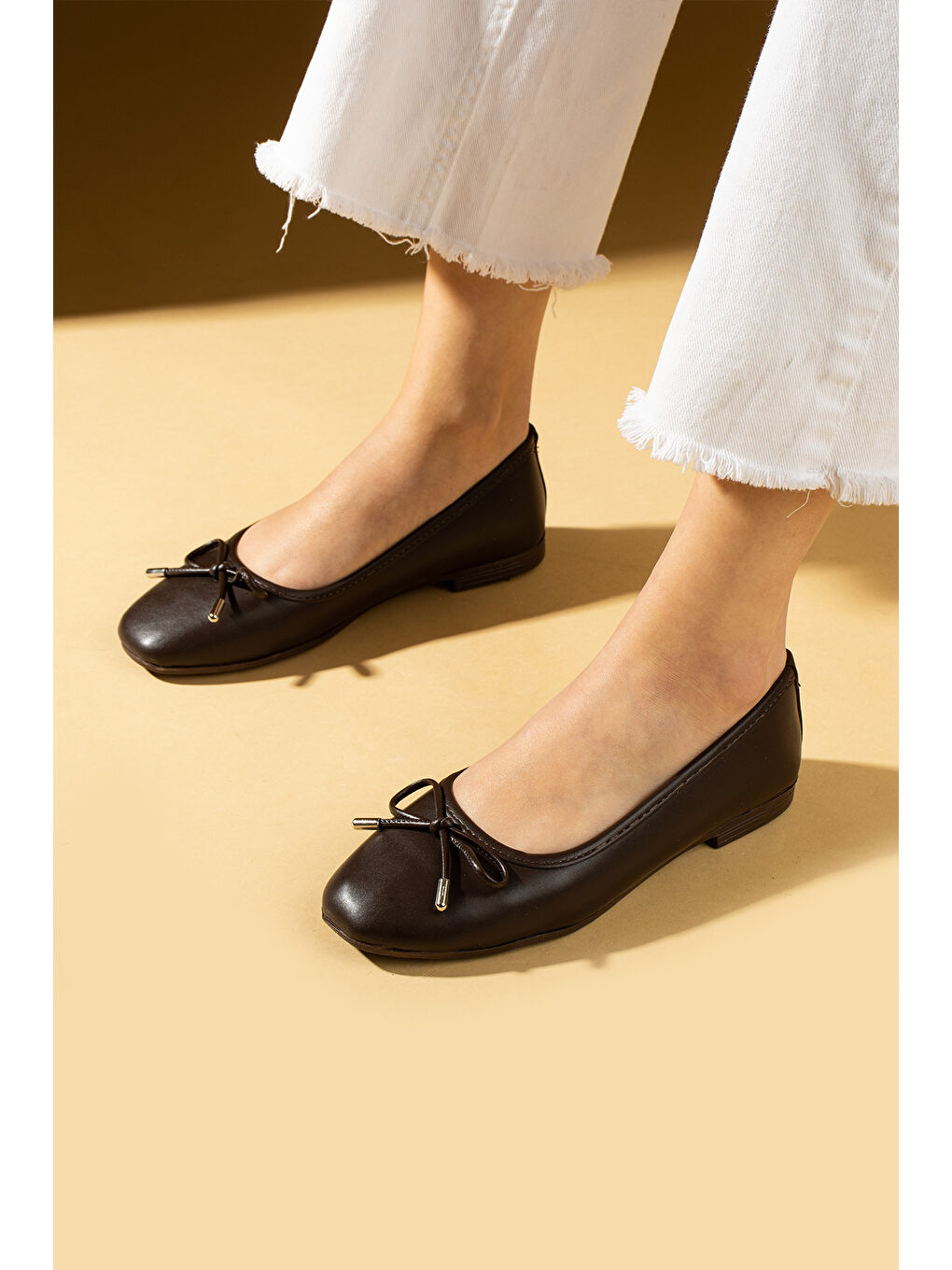 Kahverengi Fiyonk Detaylı Rahat Taban Kadın Babet 57-34-25Cilt-1