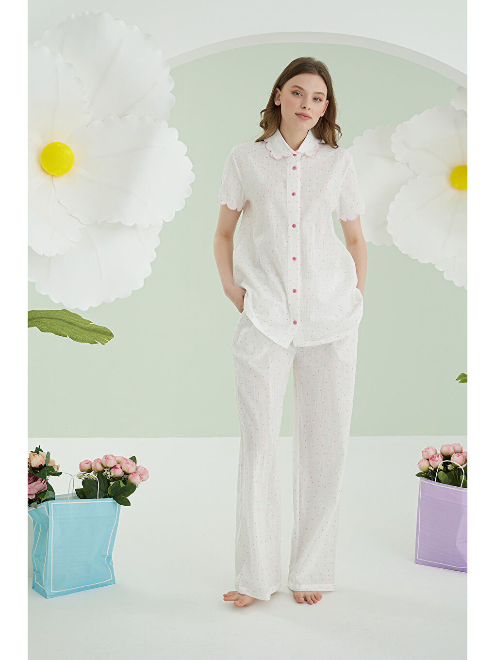 Pembe Puantiyeli Önden Düğmeli Pijama Takımı