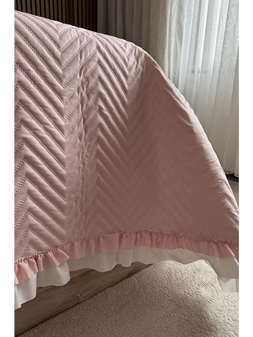 Pembe Gonca Çift Taraflı Çift Kişilik Yatak Örtüsü 230x250 Pudra-2