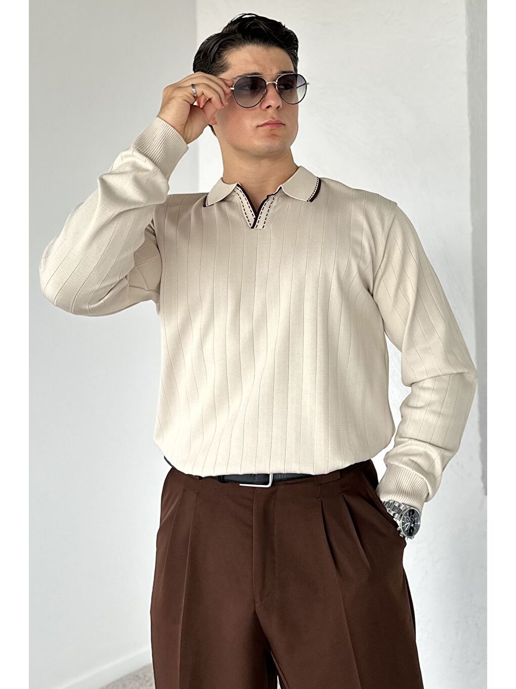 Bej Erkek Polo Yaka Kendinden Çizgi Desenli Triko Kazak