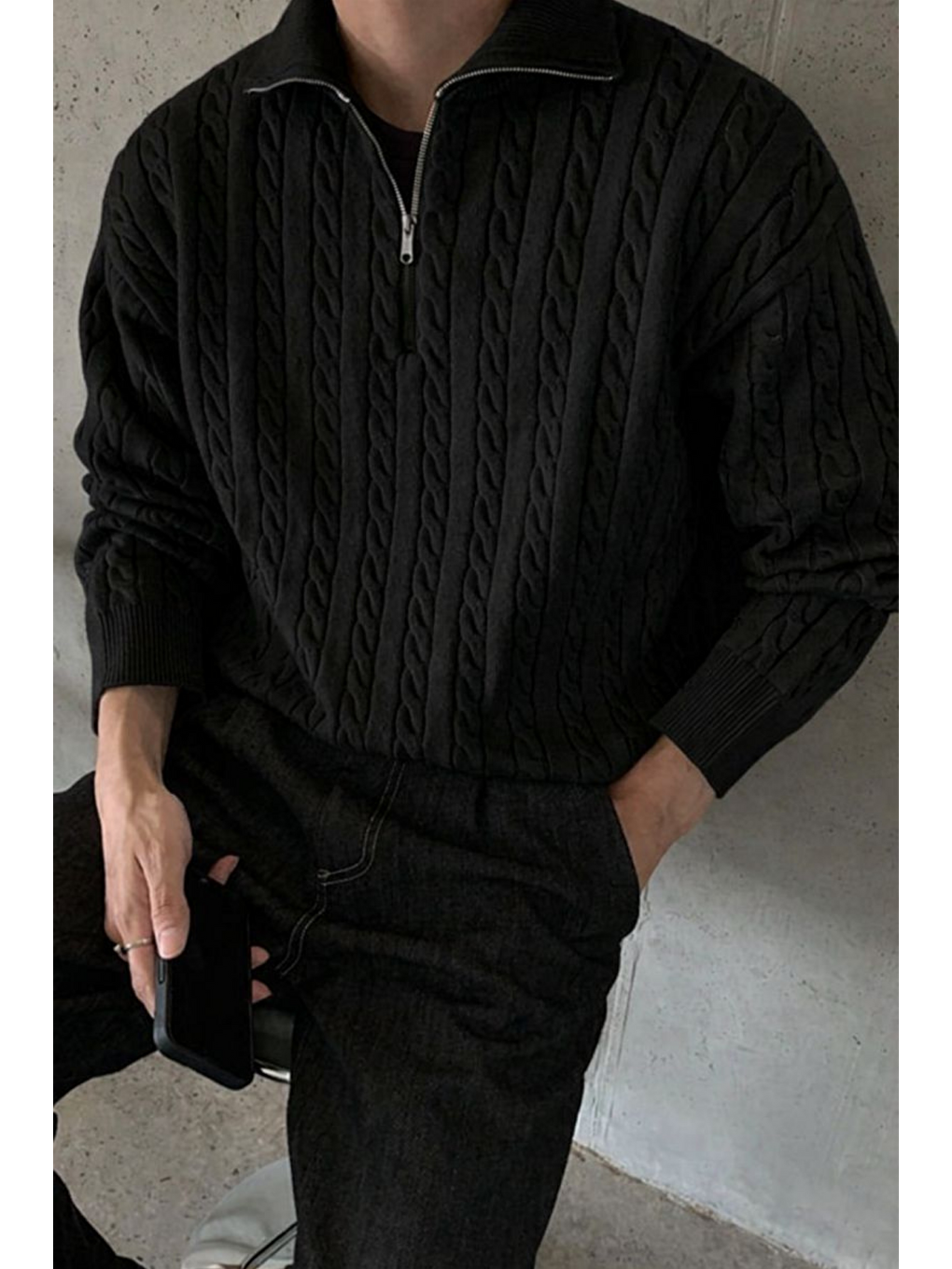 Erkek Siyah Yarım Fermuarlı Saç Örgü Triko Kazak