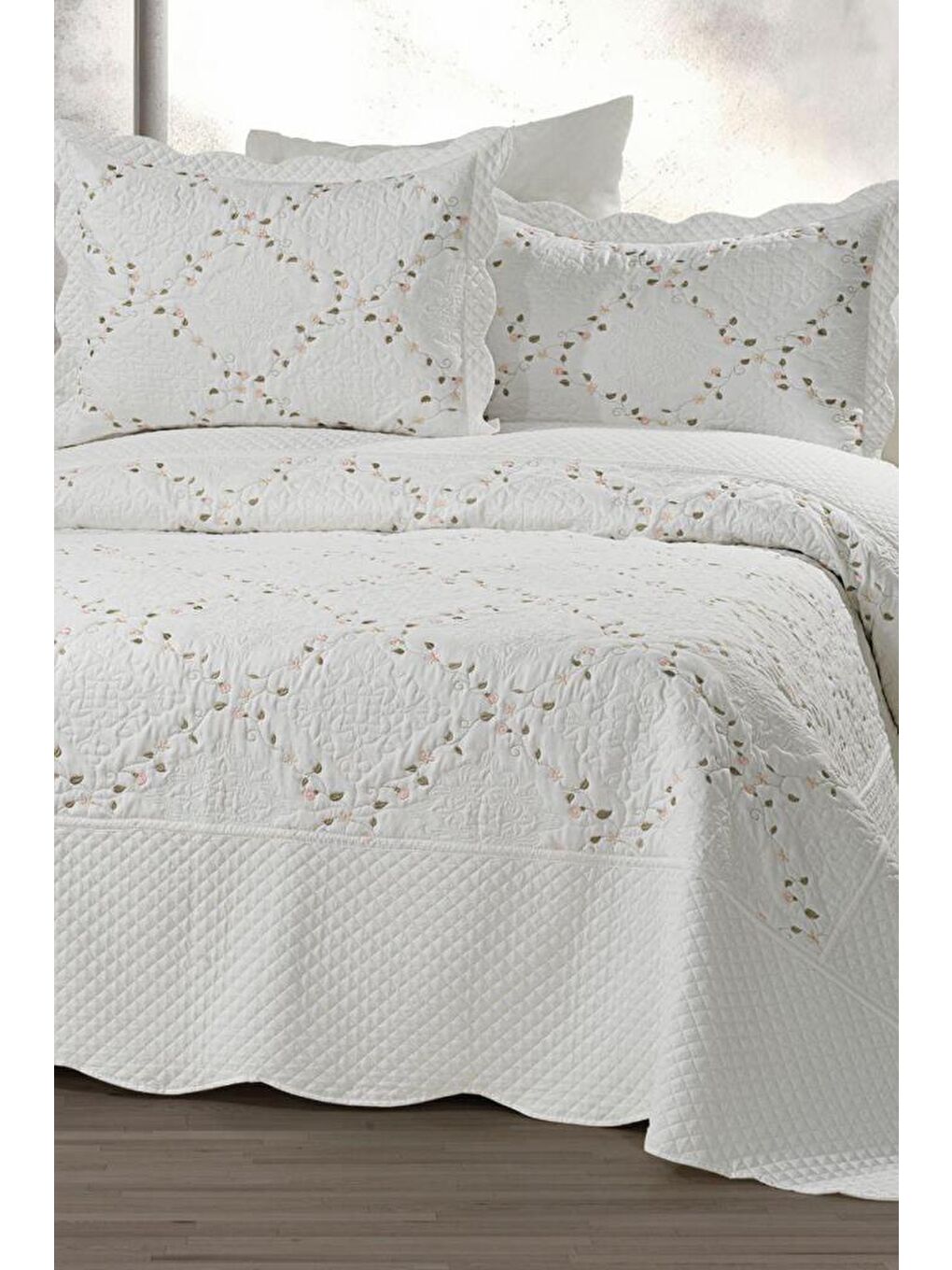 Ekru Mirela Nakışlı %100 Pamuk Çift Kişilik Yatak Örtüsü V1