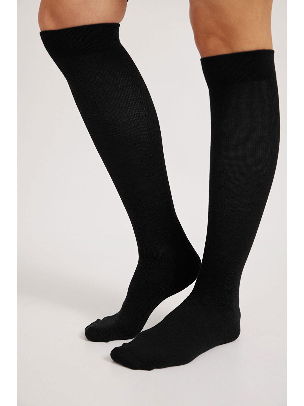 Basınçlı Dizaltı Varis Çorap Siyah-1