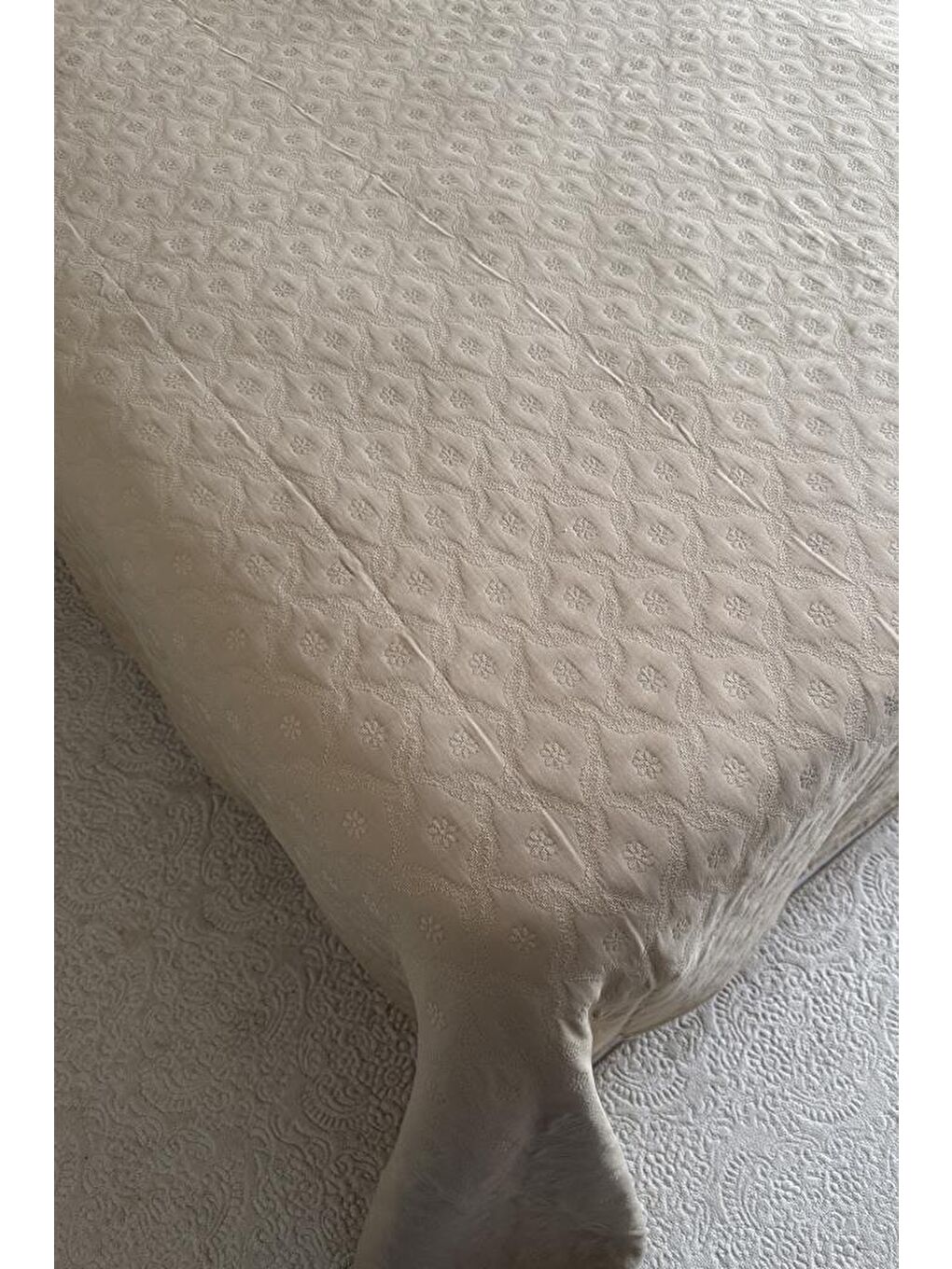 Powderlove 3 Parça Çift Kişilik Yatak Örtüsü 235x250 cm Bej-1