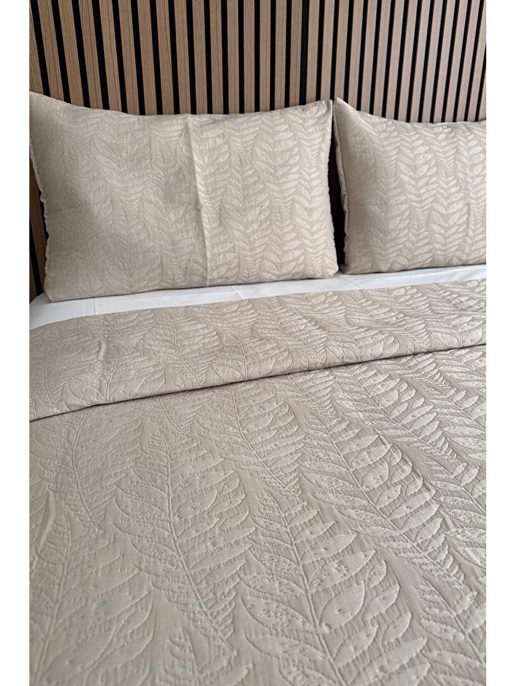 Ayliz 3 Parça Çift Kişilik Yatak Örtüsü 235x245 cm Bej-2