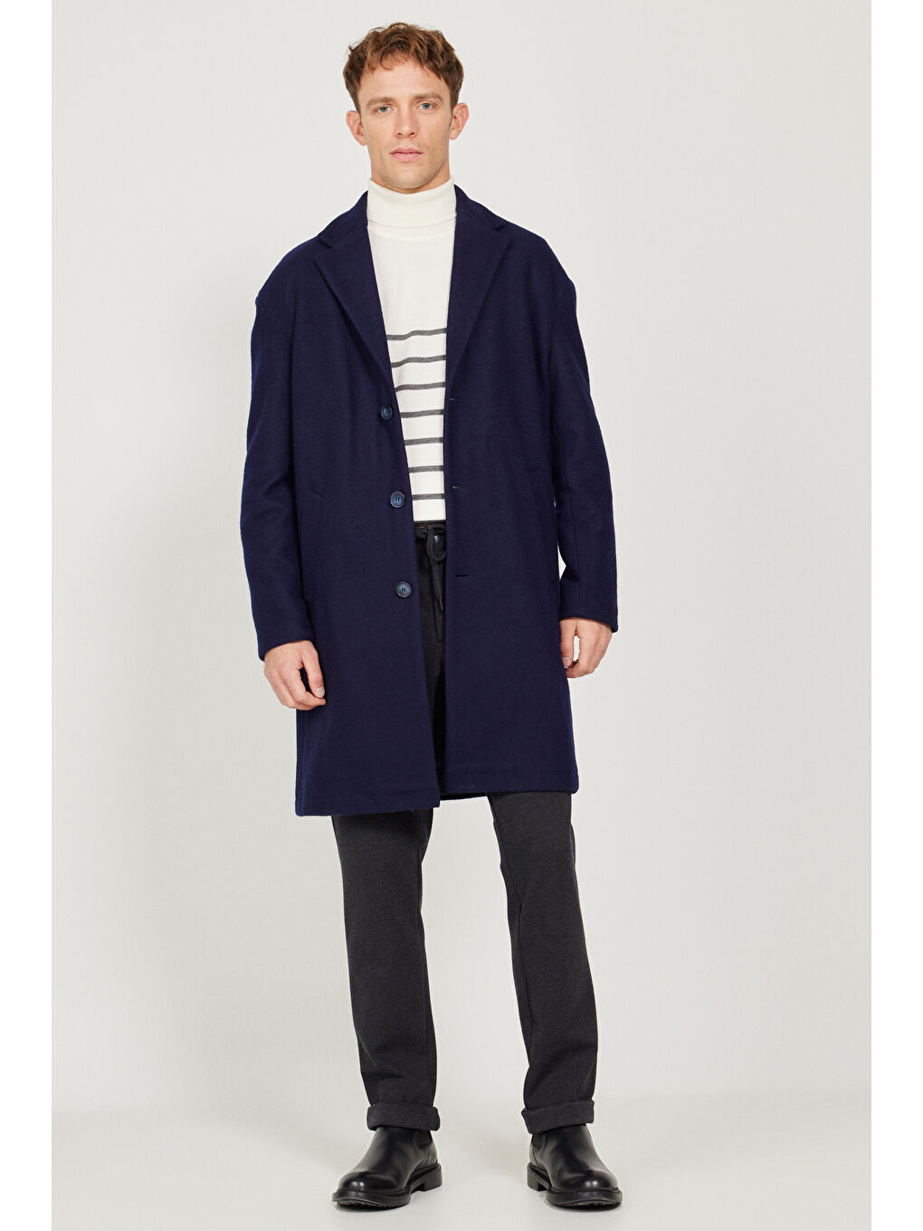 Erkek Lacivert Oversize Bol Kesim Mono Yaka Yünlü Kaşe Palto-1