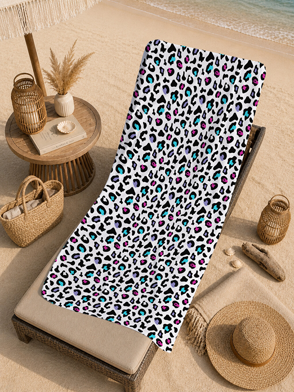Ekru Beyaz Renkli Leopar Desenli 70x150 Cm Dijital Baskılı Plaj Ve Banyo Havlusu-4