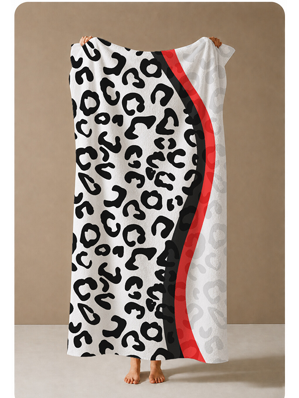 Beyaz Siyah Leopar Ve Kırmızı Dalga Desenli 70x150 Cm Dijital Baskılı Plaj Ve Banyo Havlusu-3