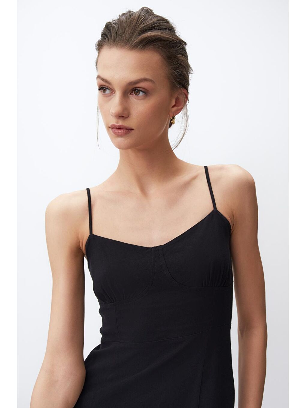 Siyah Askılı Düz Yırtmaçlı Midi Elbise-2