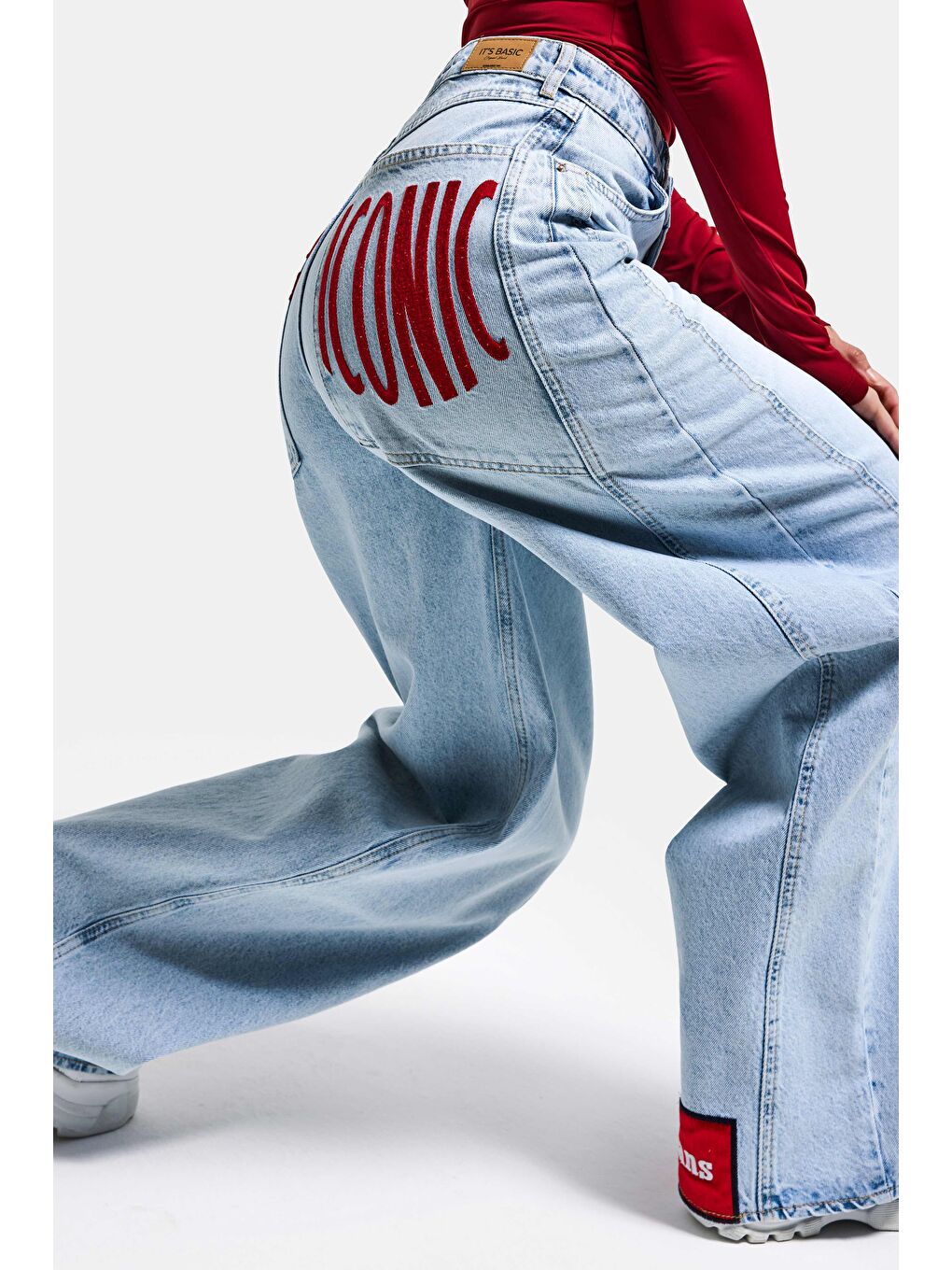 Mavi Kadın Ice Renk 4s6-3 Mega Baggy Fit Paça ve Cep Detaylı Özel Tasarım Denim Jean-4