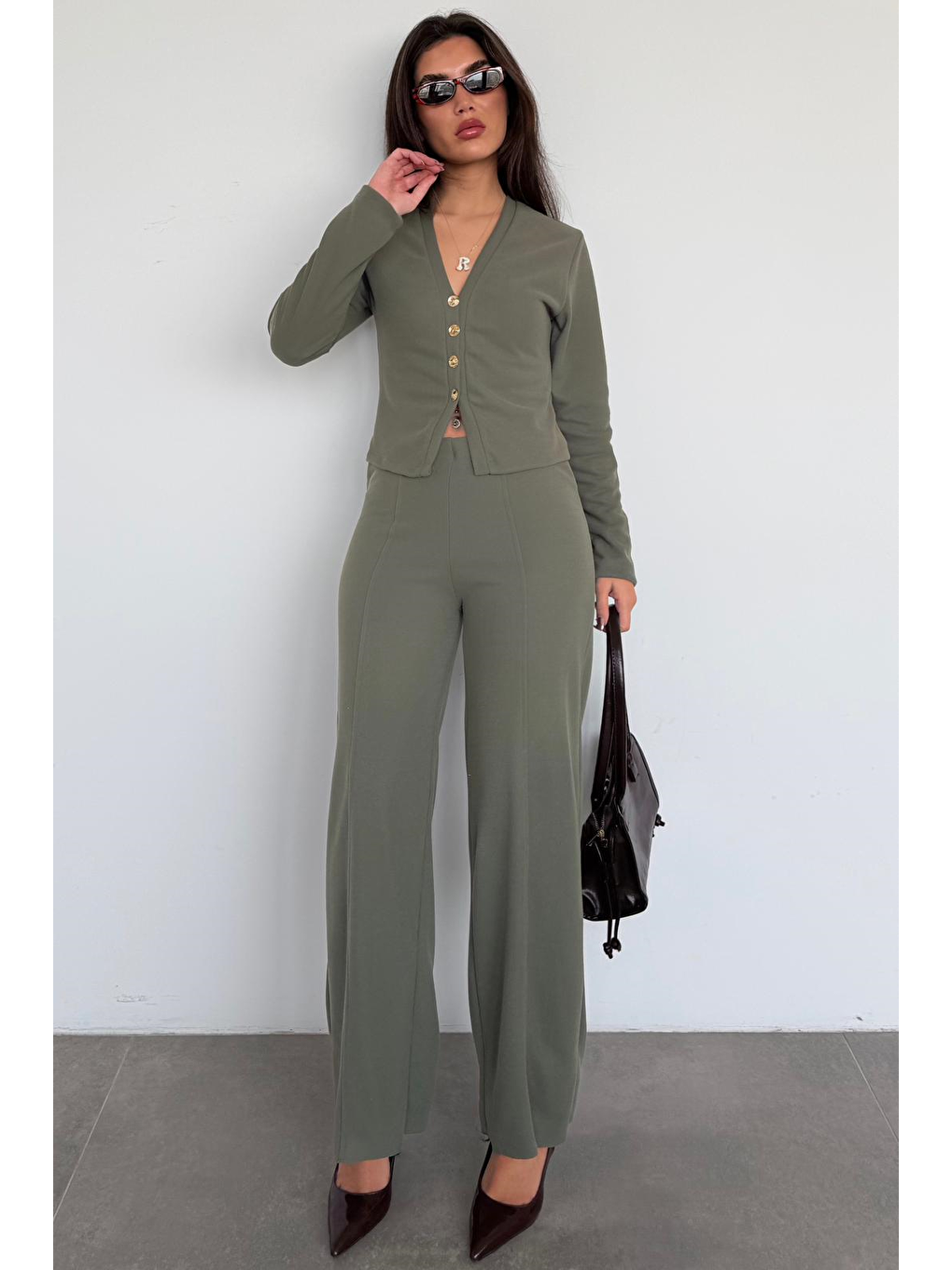 Haki Düğmeli Yumuşak Dokunuşlu İkili Hırka Pantolon Takım Mg2651