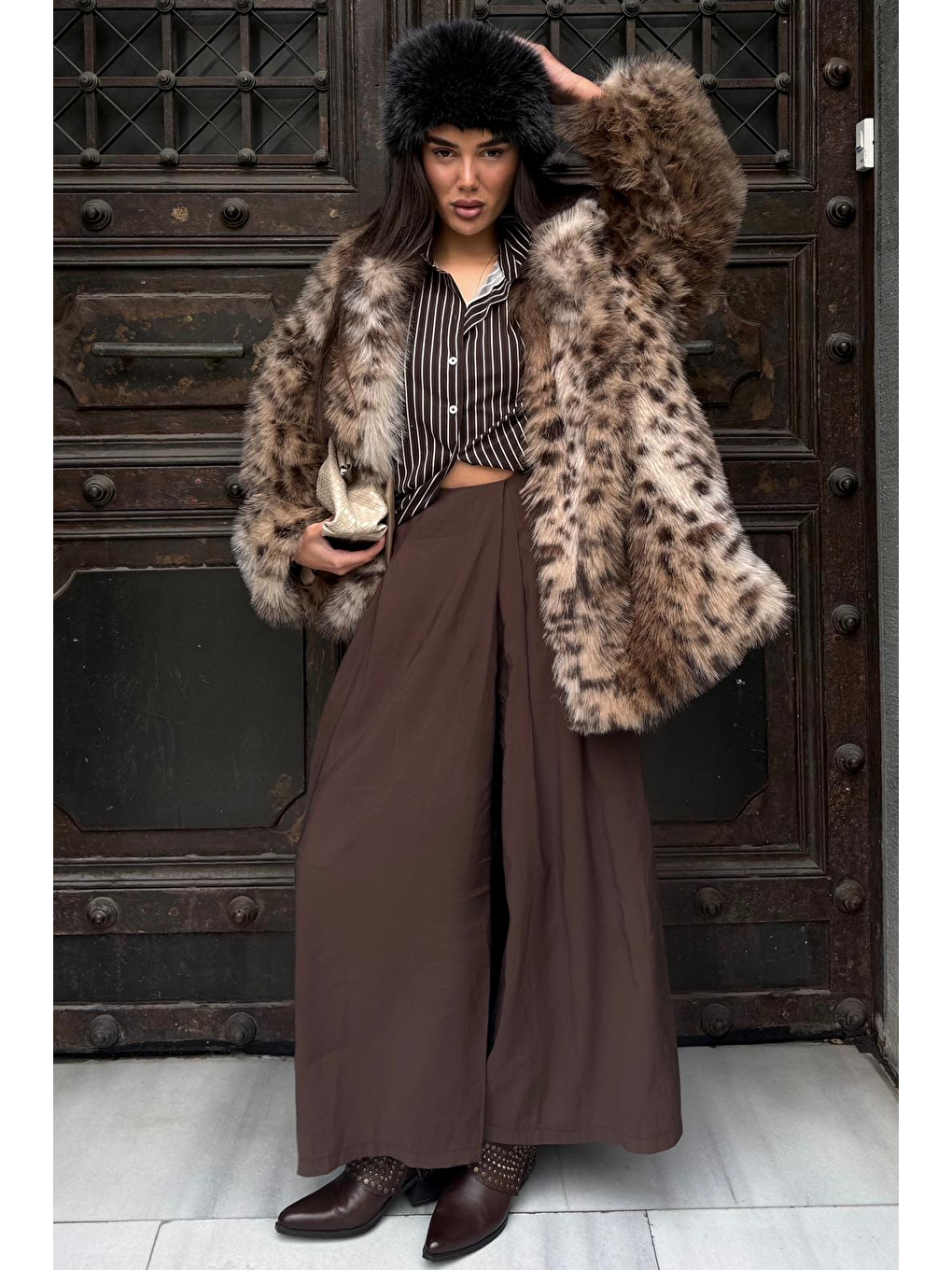 Kahverengi Rahat Kesim Pileli Cepli Kadın Etek Pantolon Mg2693-2