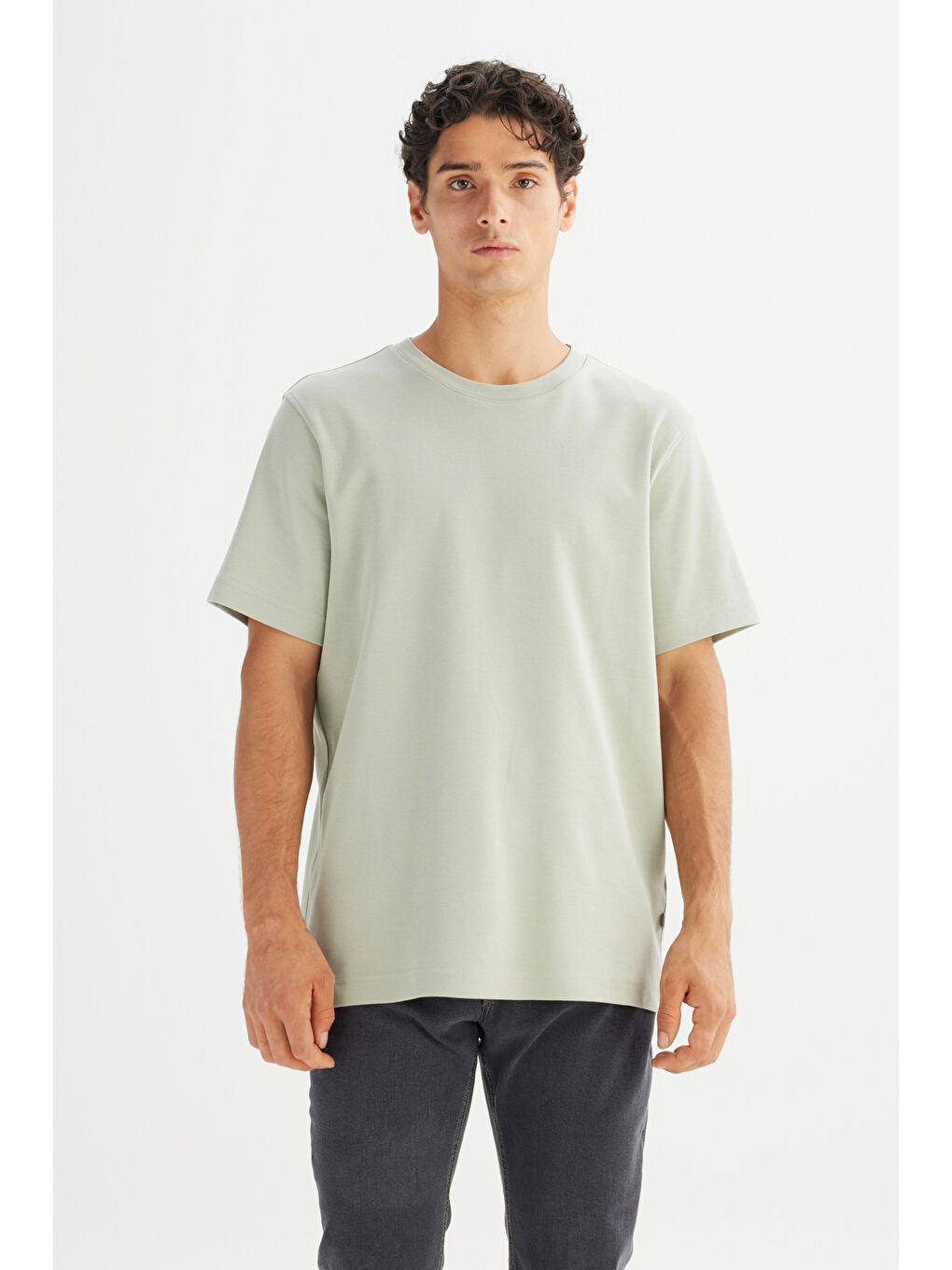 Yeşil %100 Pamuk Regular Fit Bisiklet Yaka Basic Tişört