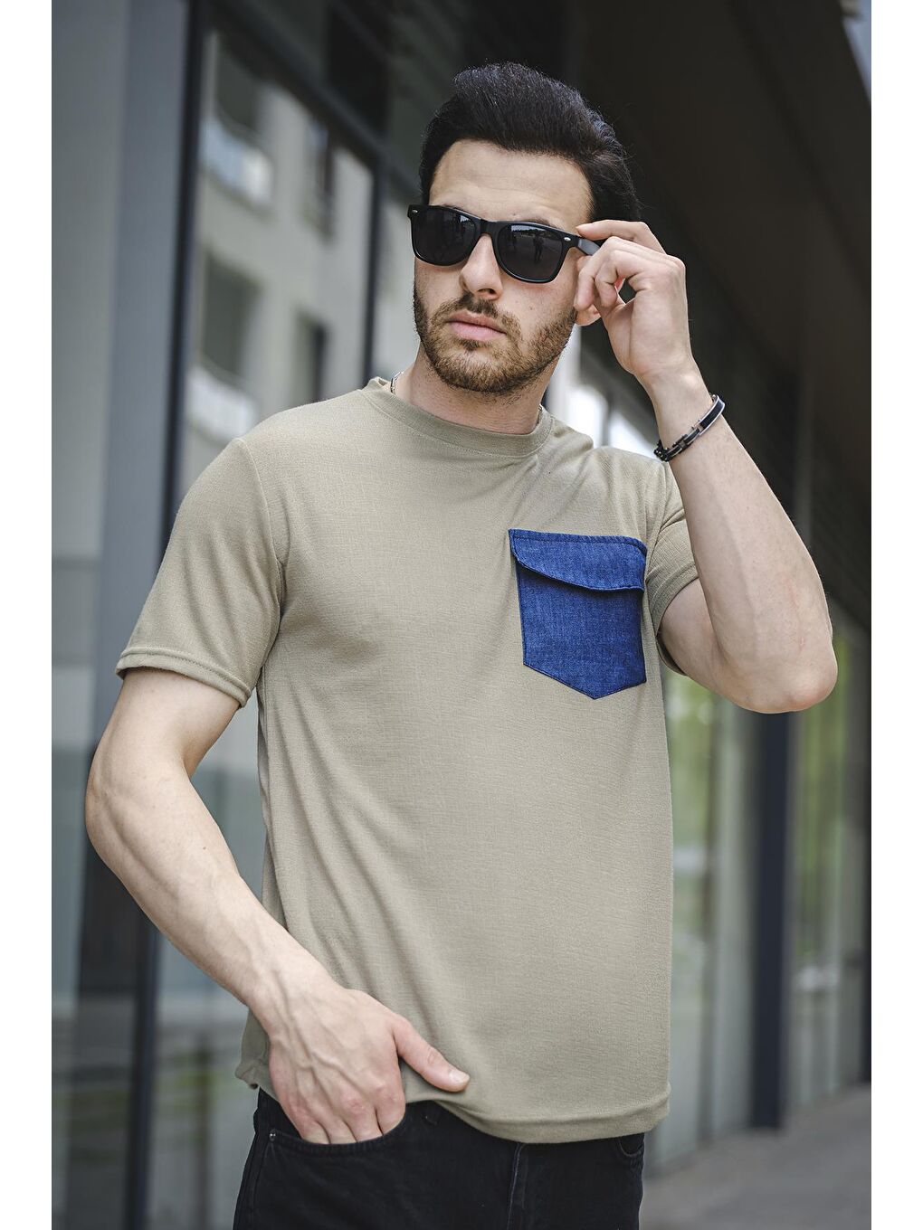 Haki Kapaklı jean  Cepli Erkek Tişört-1