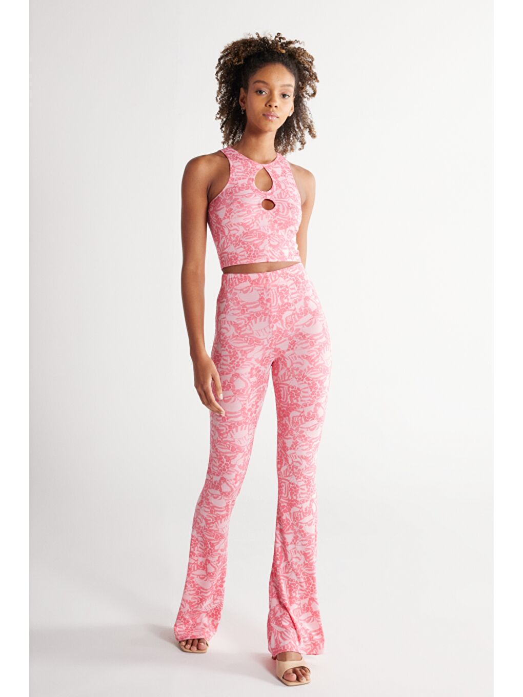 Flare Fit Yüksek Bel İspanyol Paça Pembe Desenli Pantolon-2